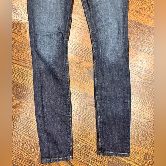 Hudson Super Skinny Krista Jean, size 24. Lightly worn. - Picture 3 of 7